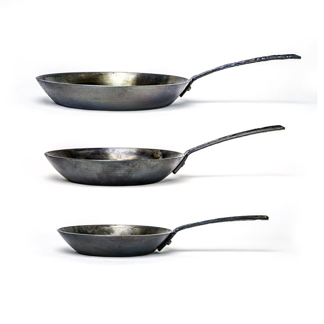 Load image into Gallery viewer, 12.5&quot;  Flamerider Carbon Steel Pan
